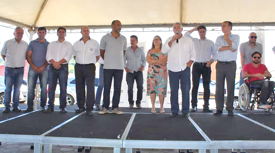 CDHU entrega 333 moradias em Fartura e Coronel Macedo; Em Riversul aconteceu o sorteio de 216 casas - sudoestepaulista