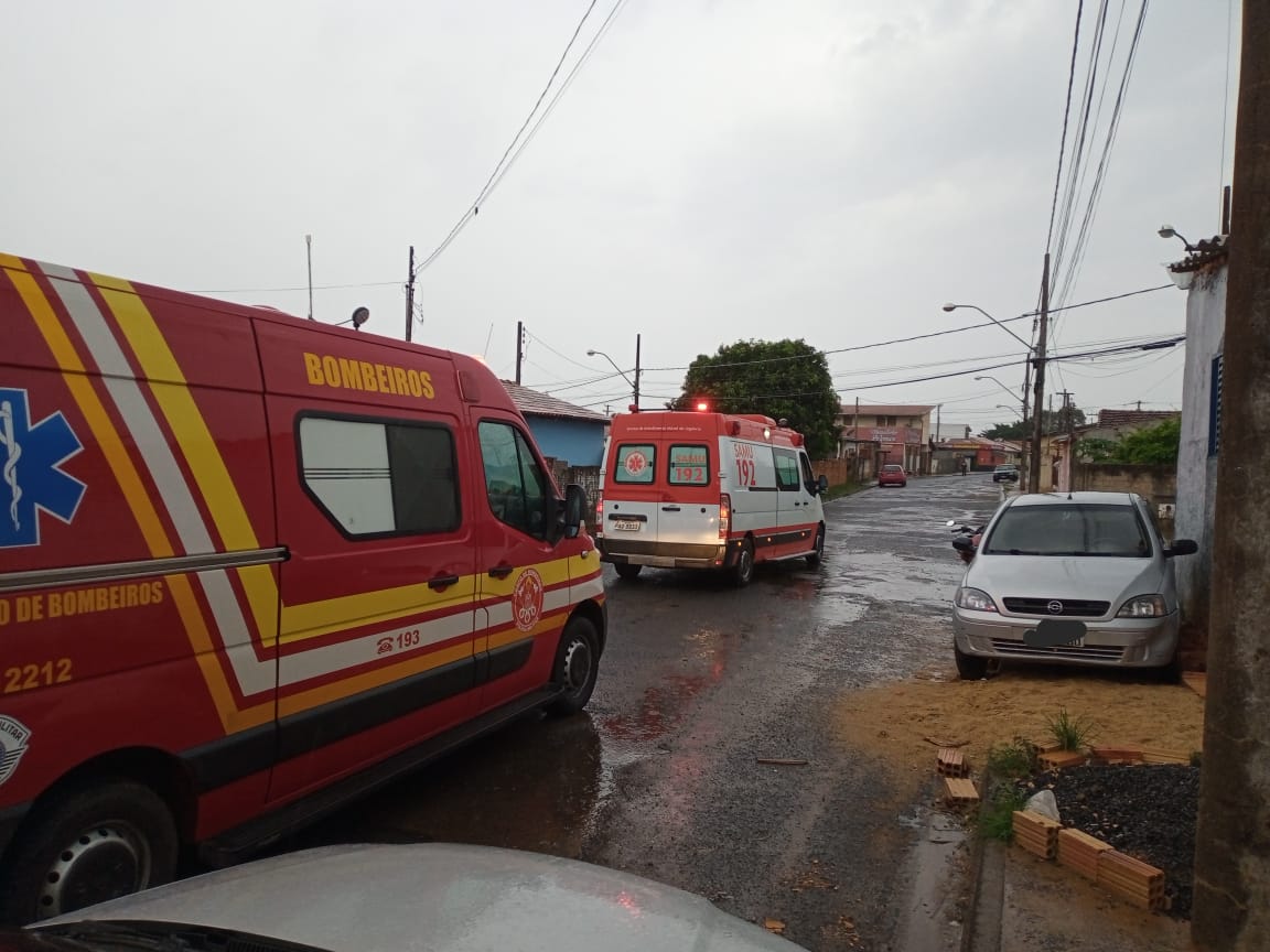 Batida entre carro e moto na cidade de Avaré deixa mulher com ferimentos graves - sudoestepaulista