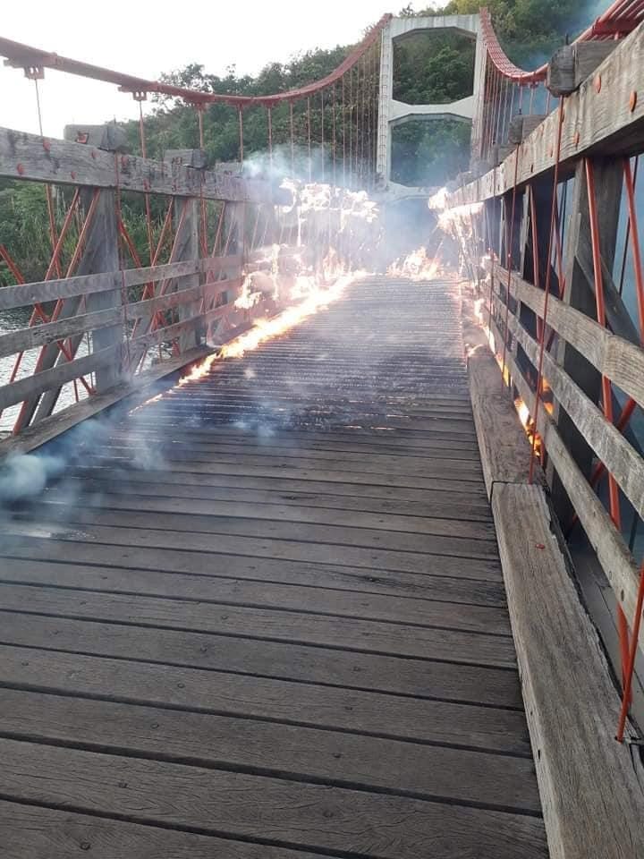 Deputado ofereceu recompensa por informações sobre autor do incêndio que destruiu Ponte Pênsil - sudoestepaulista