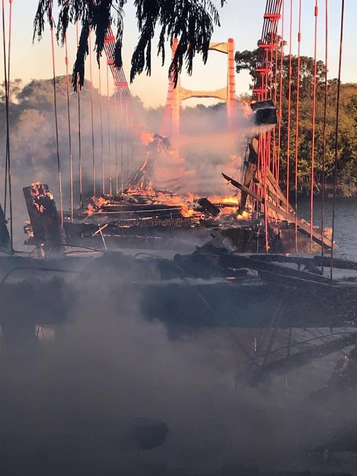 Deputado ofereceu recompensa por informações sobre autor do incêndio que destruiu Ponte Pênsil - sudoestepaulista