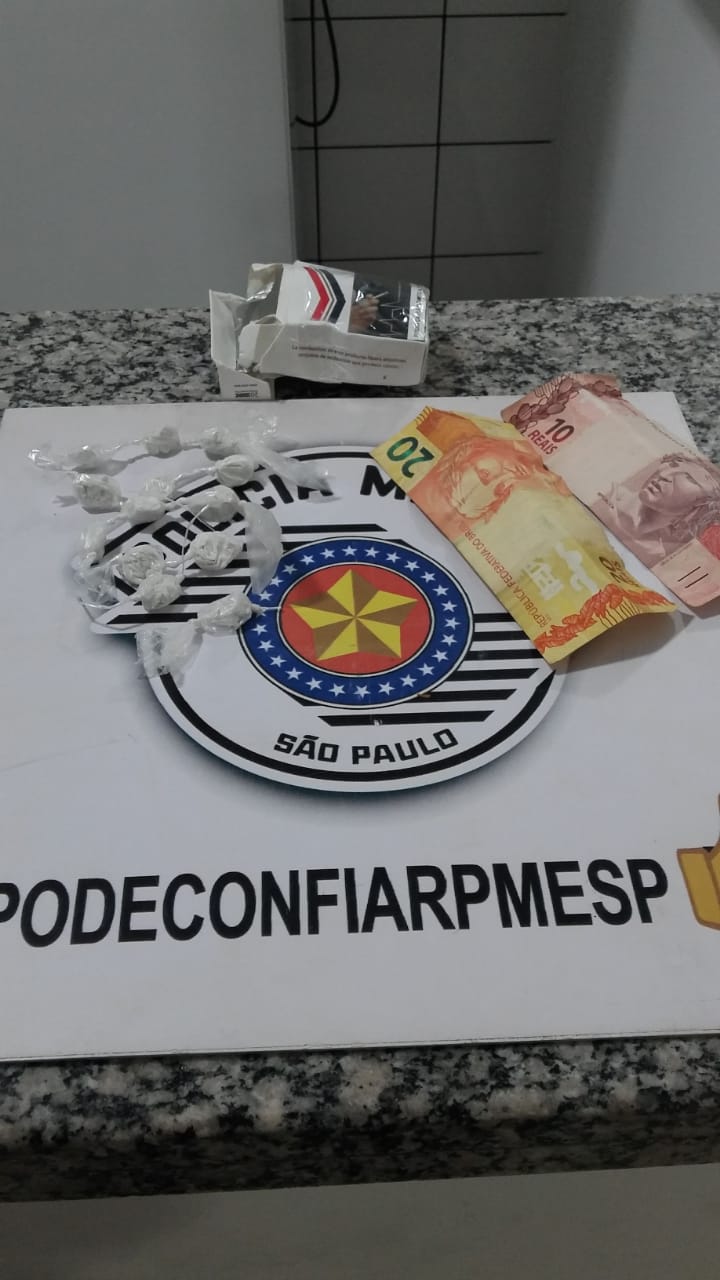 Pé de maconha e porções de cocaína são flagrados pela Polícia Militar em Taguaí - sudoestepaulista