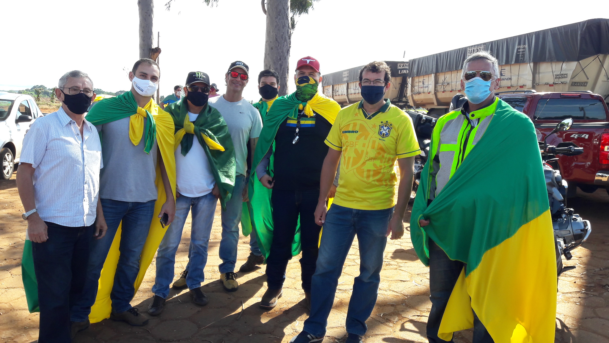 Comerciantes da região se reúnem e protestam contra o fechamento do comercio - sudoestepaulista
