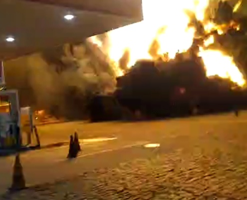 Incrível a explosão de caminhão tanque registrado em vídeo - sudoestepaulista