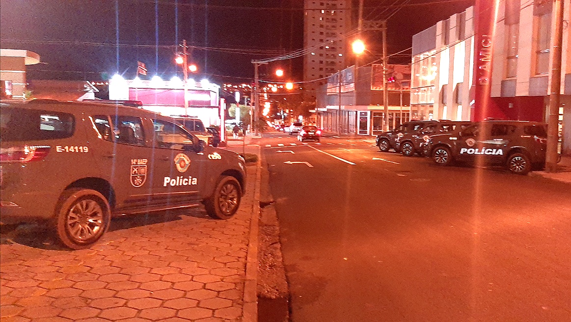 Cavalaria prende homem e apreende 6 armas de fogo de grosso calibre - sudoestepaulista