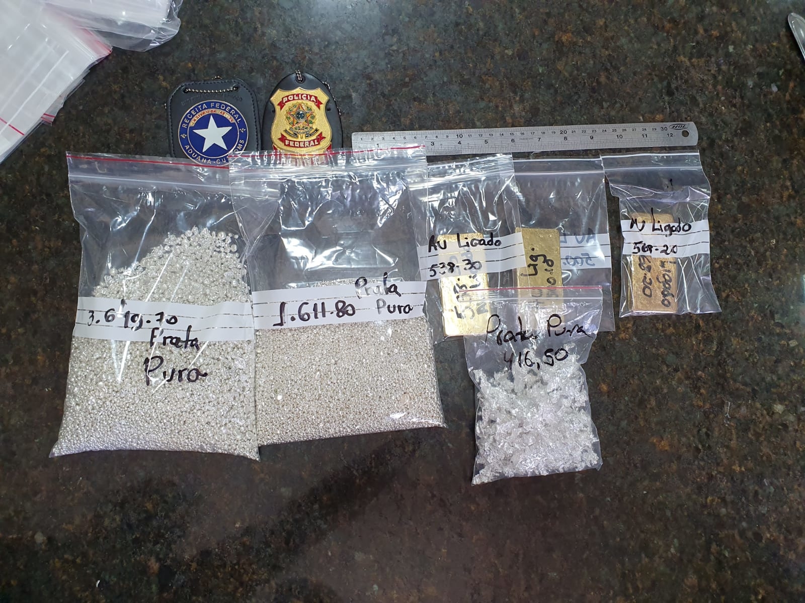 Receita e Polícia Federal atuam no combate ao contrabando de ouro e pedras preciosas extraídas em garimpos na Amazônia - sudoestepaulista