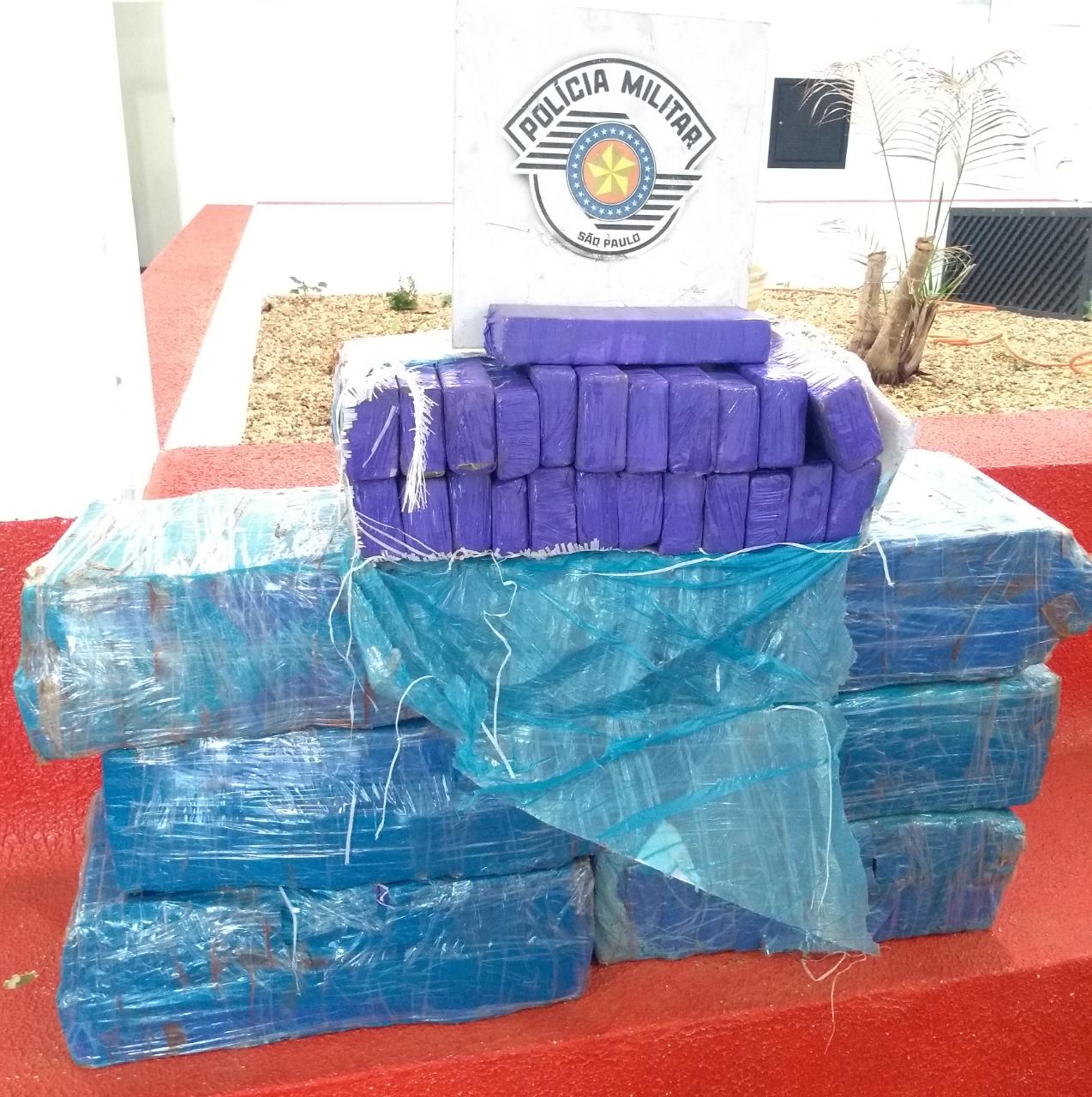 Carro abordado durante Operação Interior Mais Seguro estava recheado de maconha - sudoestepaulista