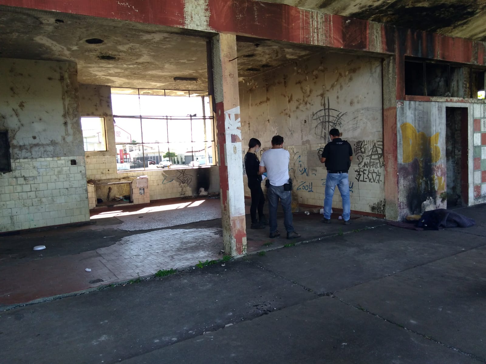 Em Avaré: travesti tem cabeça brutalmente ferida a golpes de tijolos de concreto - sudoestepaulista