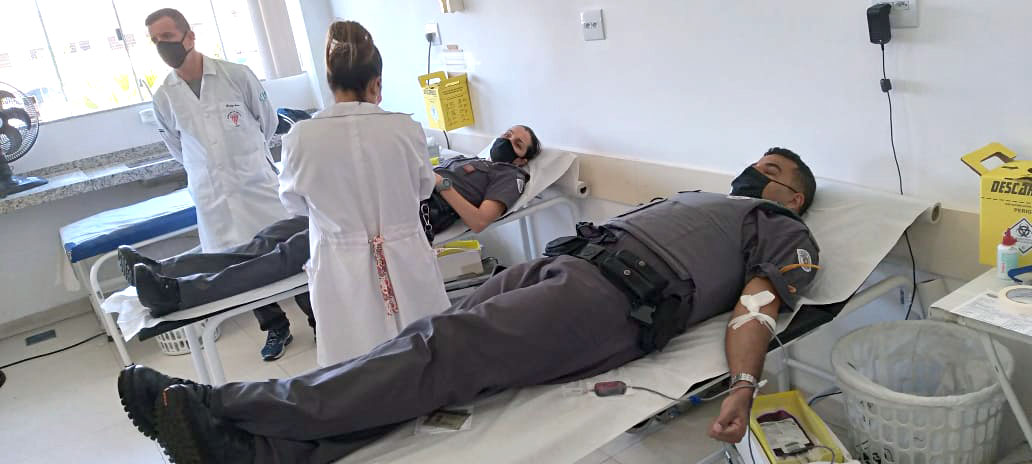 53º BPM/I e Batalhão de Choque da capital se unem em campanha para doar sangue na Santa Casa de Avaré - sudoestepaulista