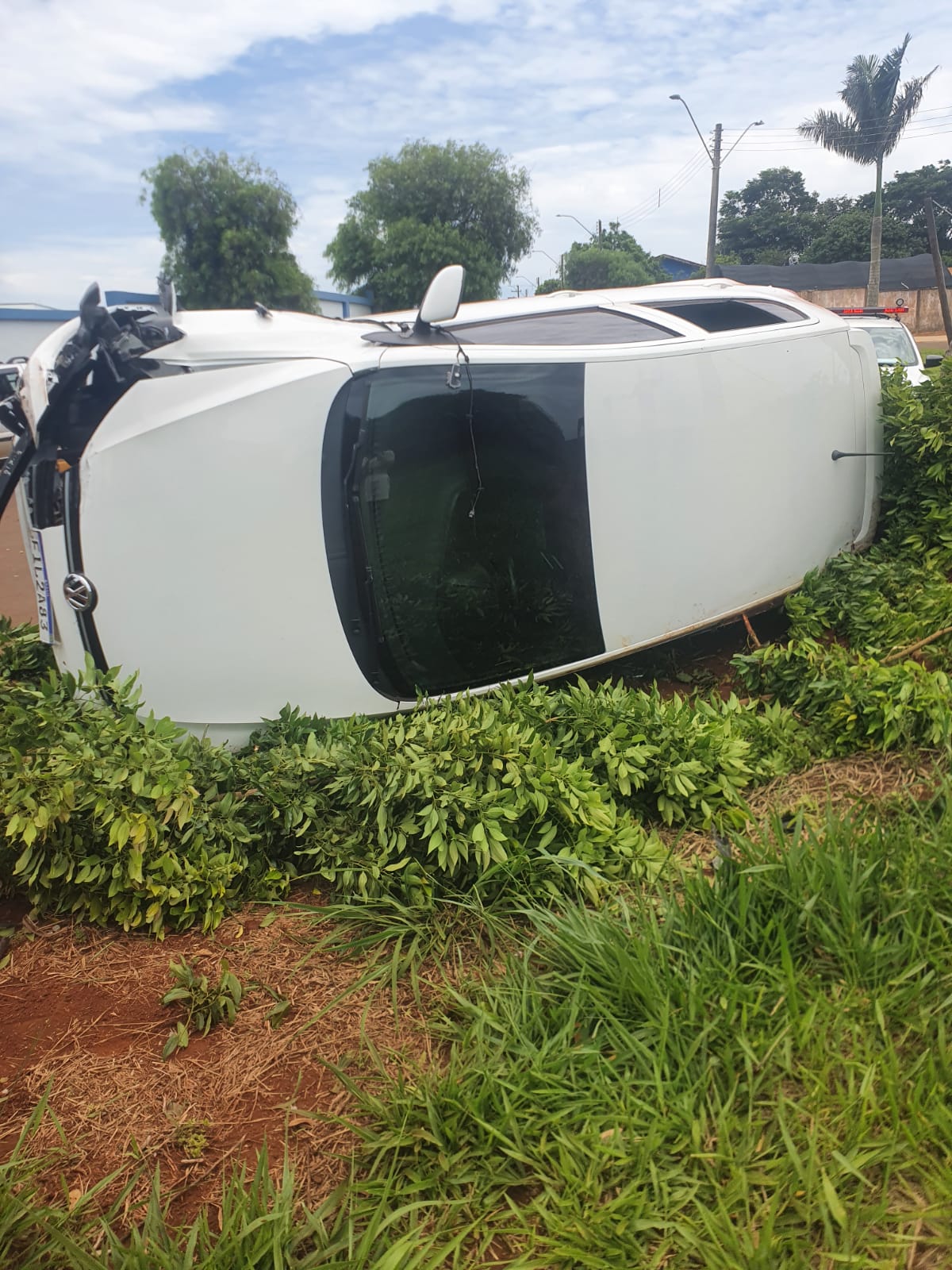 Após furtar veículo em Taquarituba, larápio sofre acidente e abandona carro - sudoestepaulista