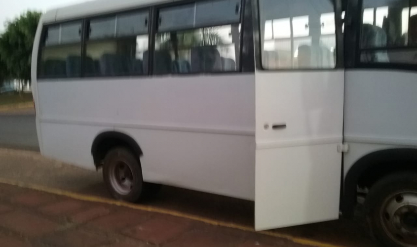 TCE encontra motorista de veículo escolar sem CNH em Riversul e micro-ônibus da Educação com as identificações removidas em Sarutaiá - sudoestepaulista