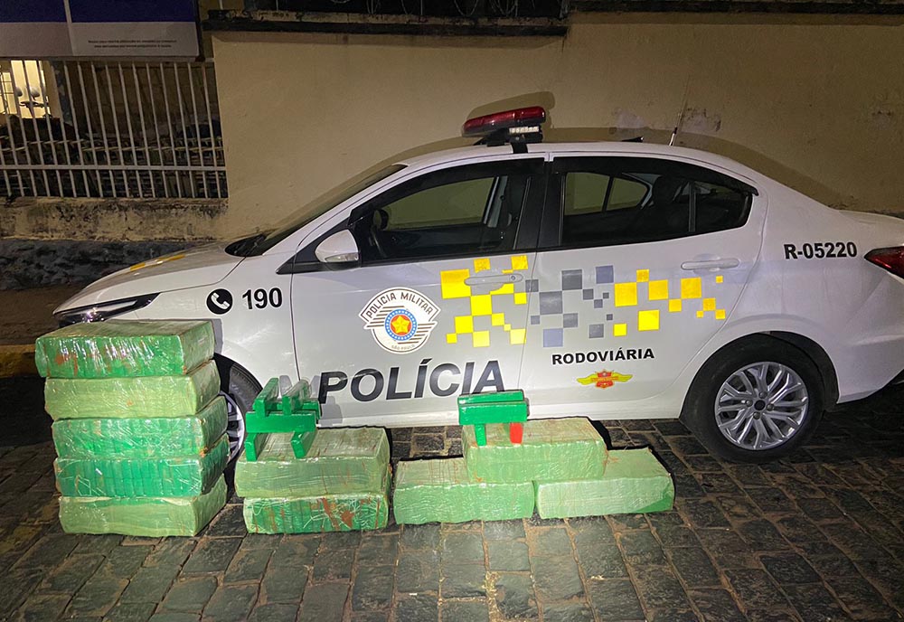 Perseguição por rodovia de Itararé, em floresta e cerco policial culminam no flagrante a veículo com 310 tabletes de maconha - sudoestepaulista