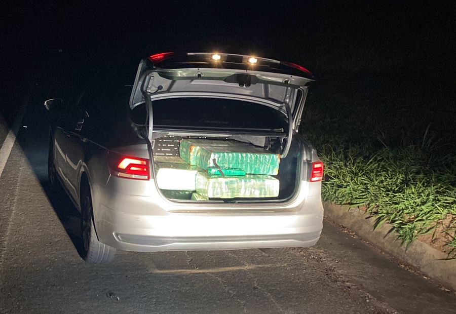 Perseguição por rodovia de Itararé, em floresta e cerco policial culminam no flagrante a veículo com 310 tabletes de maconha - sudoestepaulista