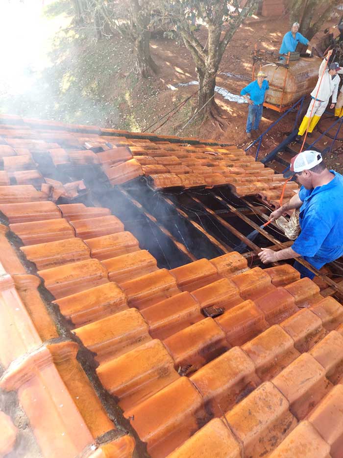 Incêndio em fazenda mobiliza equipe da Defesa Civil de Taquarituba - sudoestepaulista