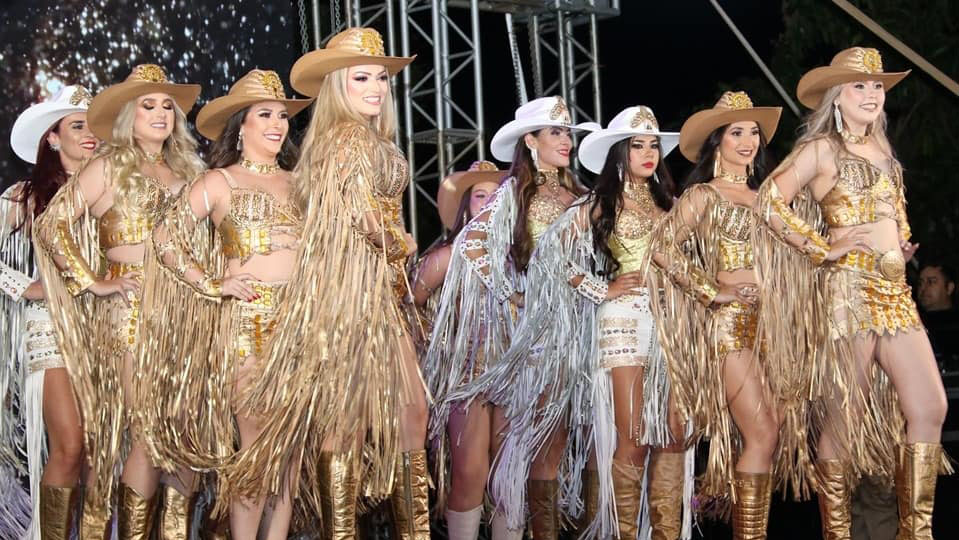 Organização divulga imagens oficiais do evento que elegeu Rainha e Princesas da FAICC de Cerqueira César - sudoestepaulista