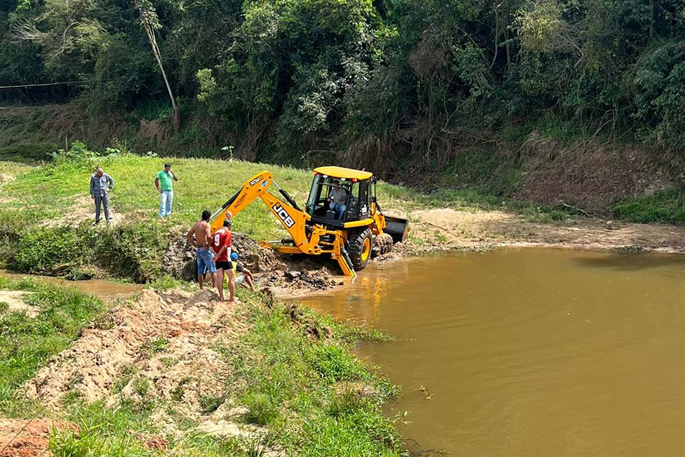 Confira imagens exclusivas do resgate ao corpo do menino encontrado em lago em Itaporanga - sudoestepaulista