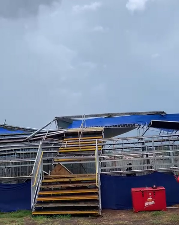 Temporal que atingiu região derruba palco e danifica recinto de festas em Bernardino de Campos - sudoestepaulista