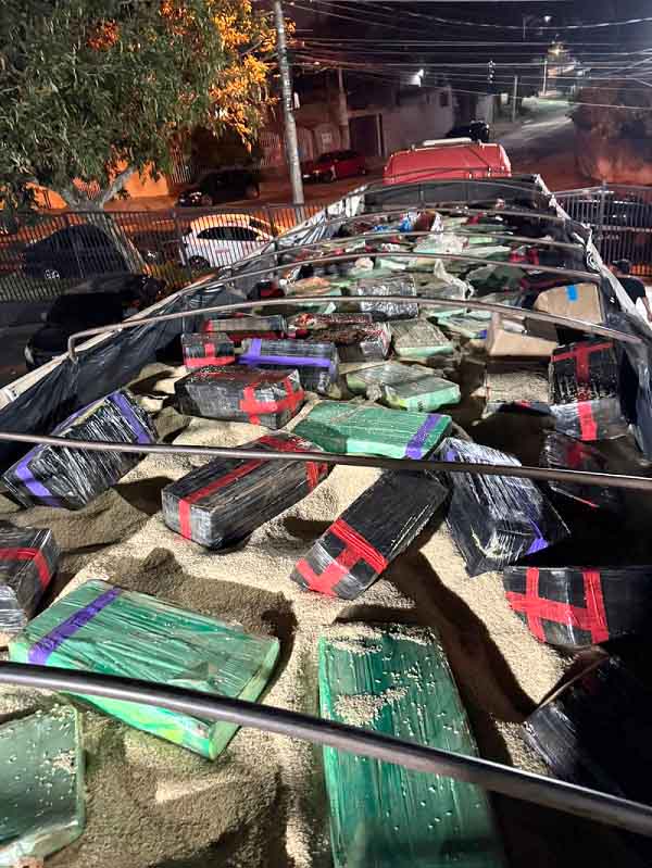 Caminhoneiro é preso com 1,5 tonelada de maconha na SP-270, em Itaí - sudoestepaulista