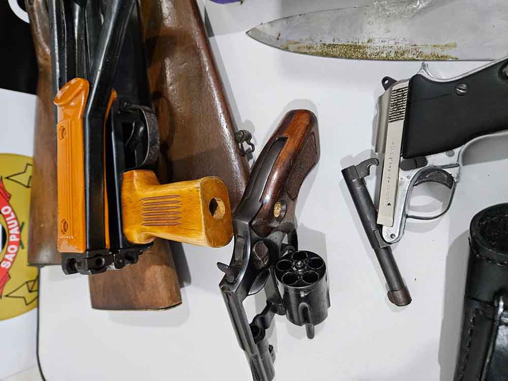 Ao investigar tráfico de drogas, DISE de Itapeva encontra mini arsenal - sudoestepaulista