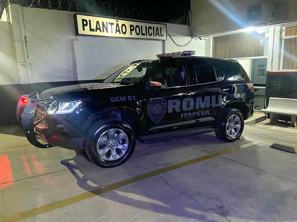 Pouco depois de furtar comercio no centro de Itapeva, ladra é presa pela ROMU - sudoestepaulista