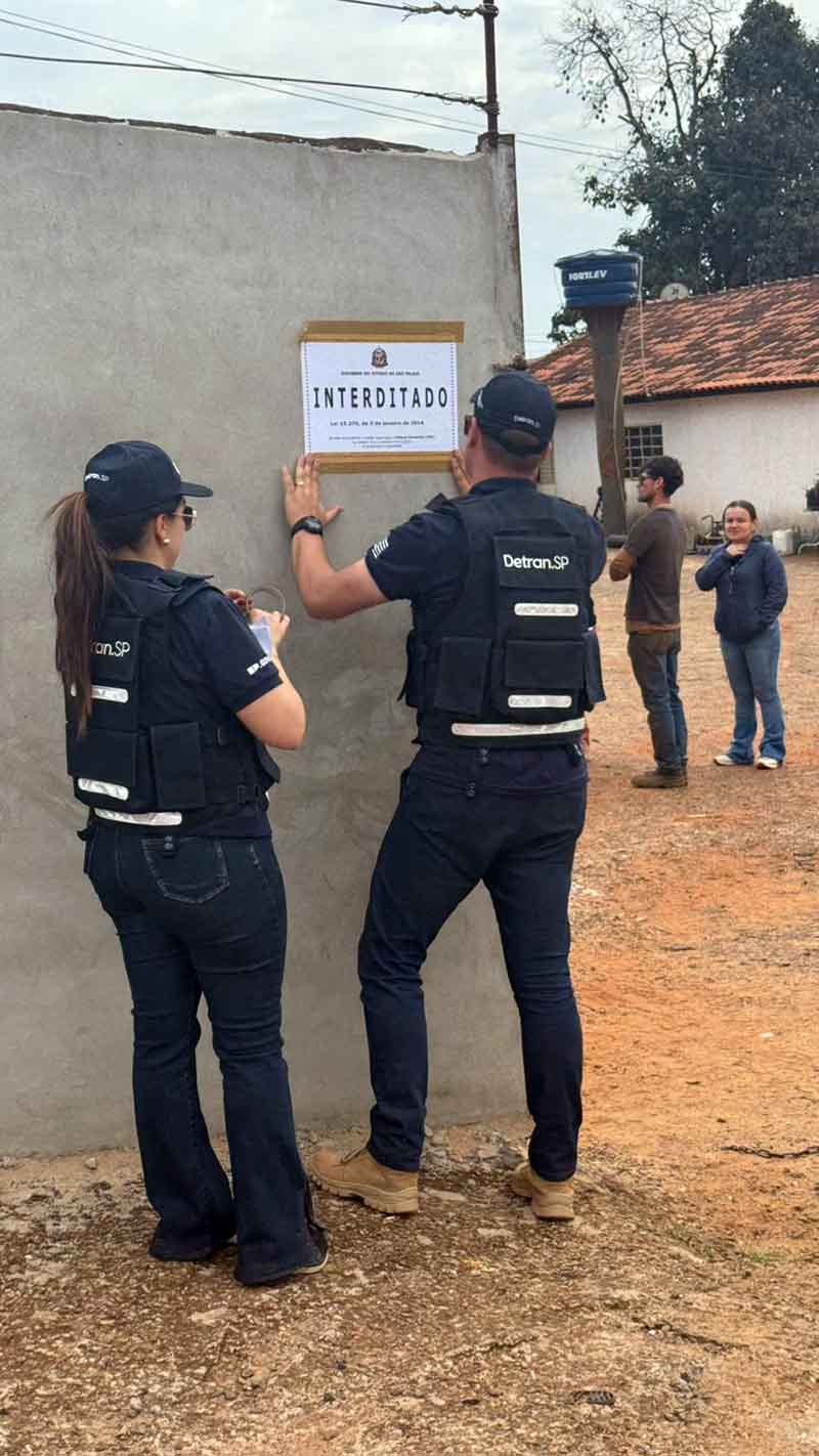 Ferro velho em Taquarituba é interditado durante fiscalização do Detran - sudoestepaulista