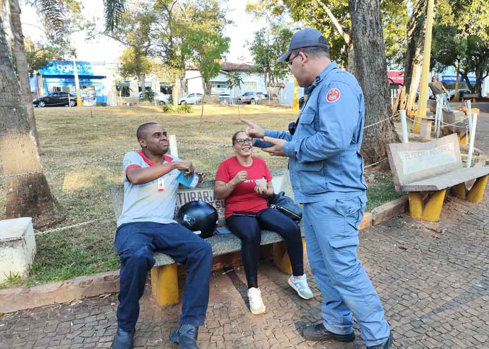 Bombeiros realizam em Avaré ação alusiva a Semana Nacional do Trânsito - sudoestepaulista