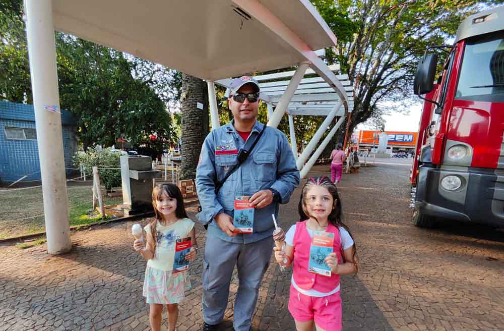 Bombeiros realizam em Avaré ação alusiva a Semana Nacional do Trânsito - sudoestepaulista