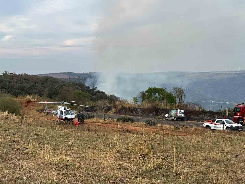 Inferno no paraíso: maior incêndio da história de Timburi já consumiu mais de 100 hectares de floresta - sudoestepaulista
