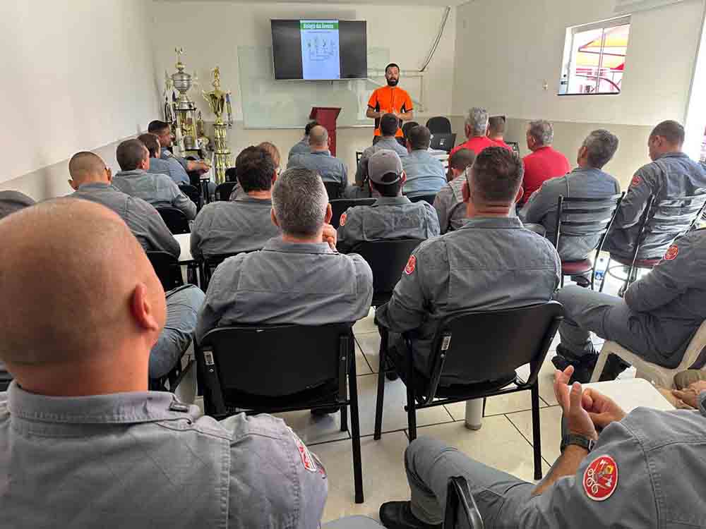 Bombeiros participam de curso especial sobre o manejo da Floresta Urbana de Avaré - sudoestepaulista