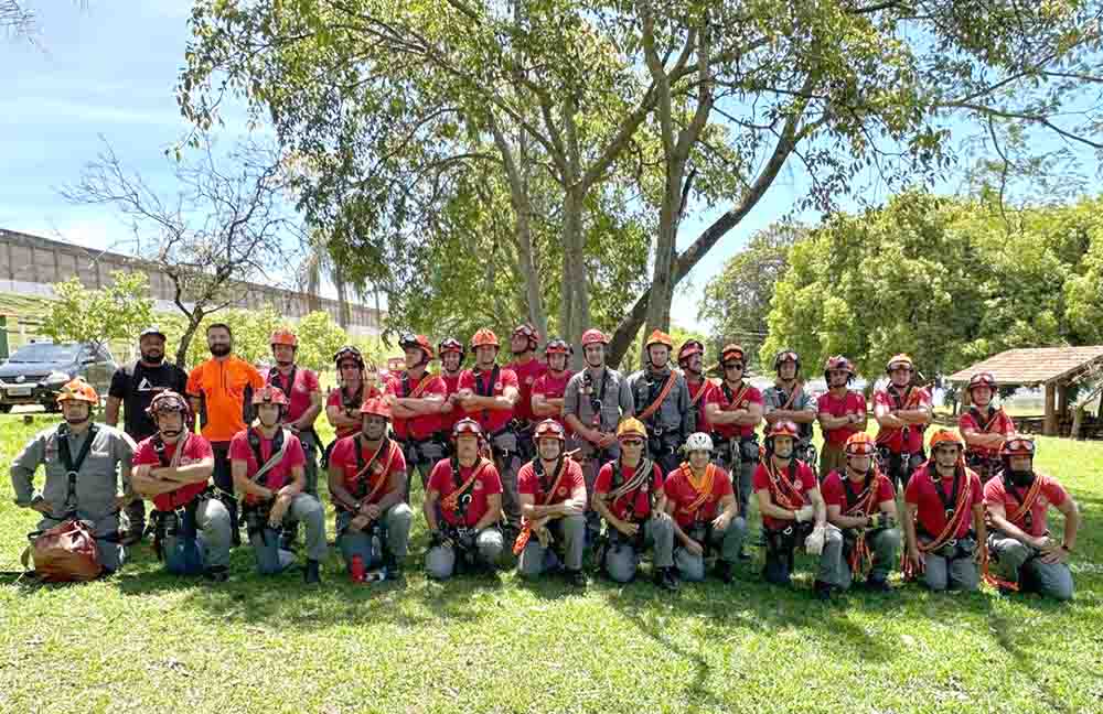 Bombeiros participam de curso especial sobre o manejo da Floresta Urbana de Avaré - sudoestepaulista