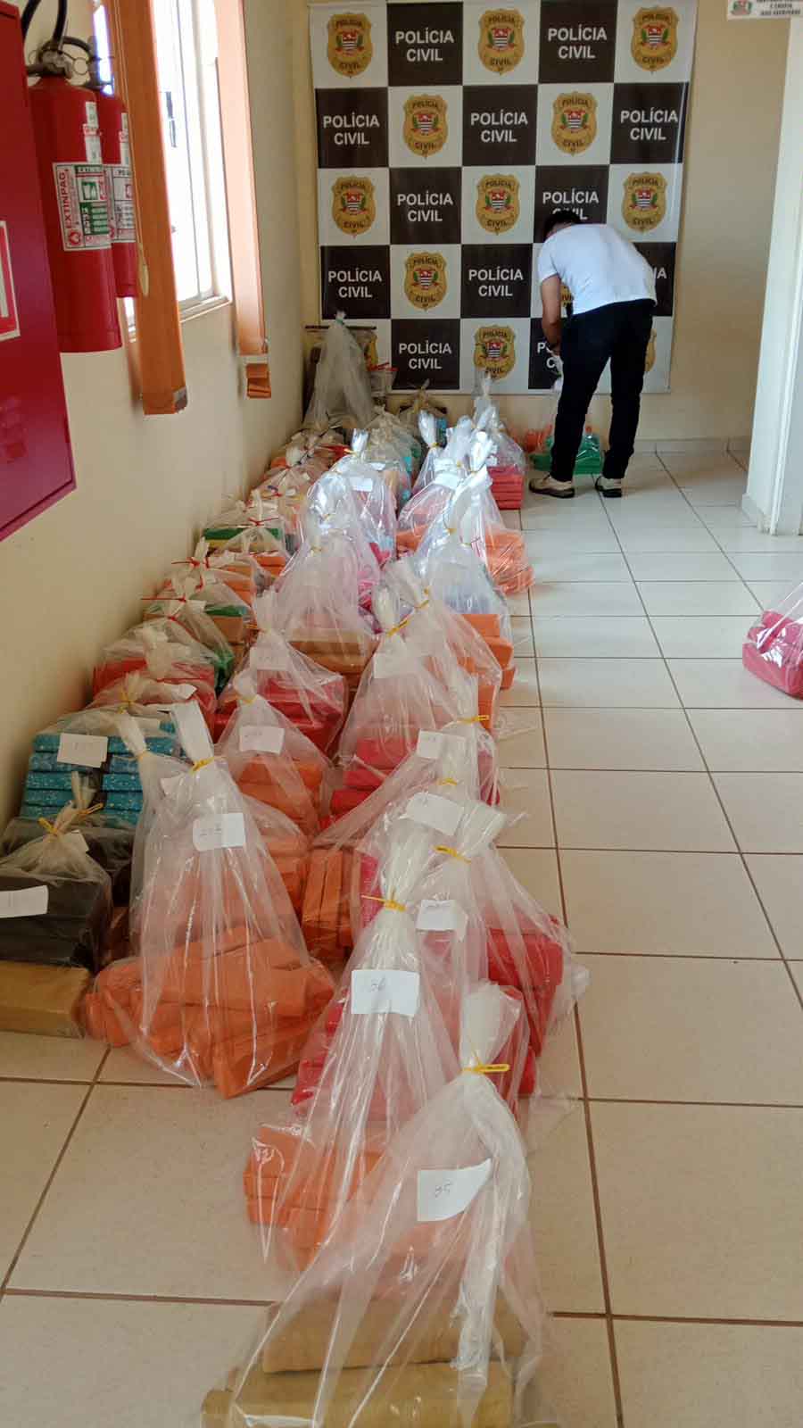 Mais de 1,3 tonelada de drogas apreendidas na região, vira fumaça em forno industrial em Avaré - sudoestepaulista