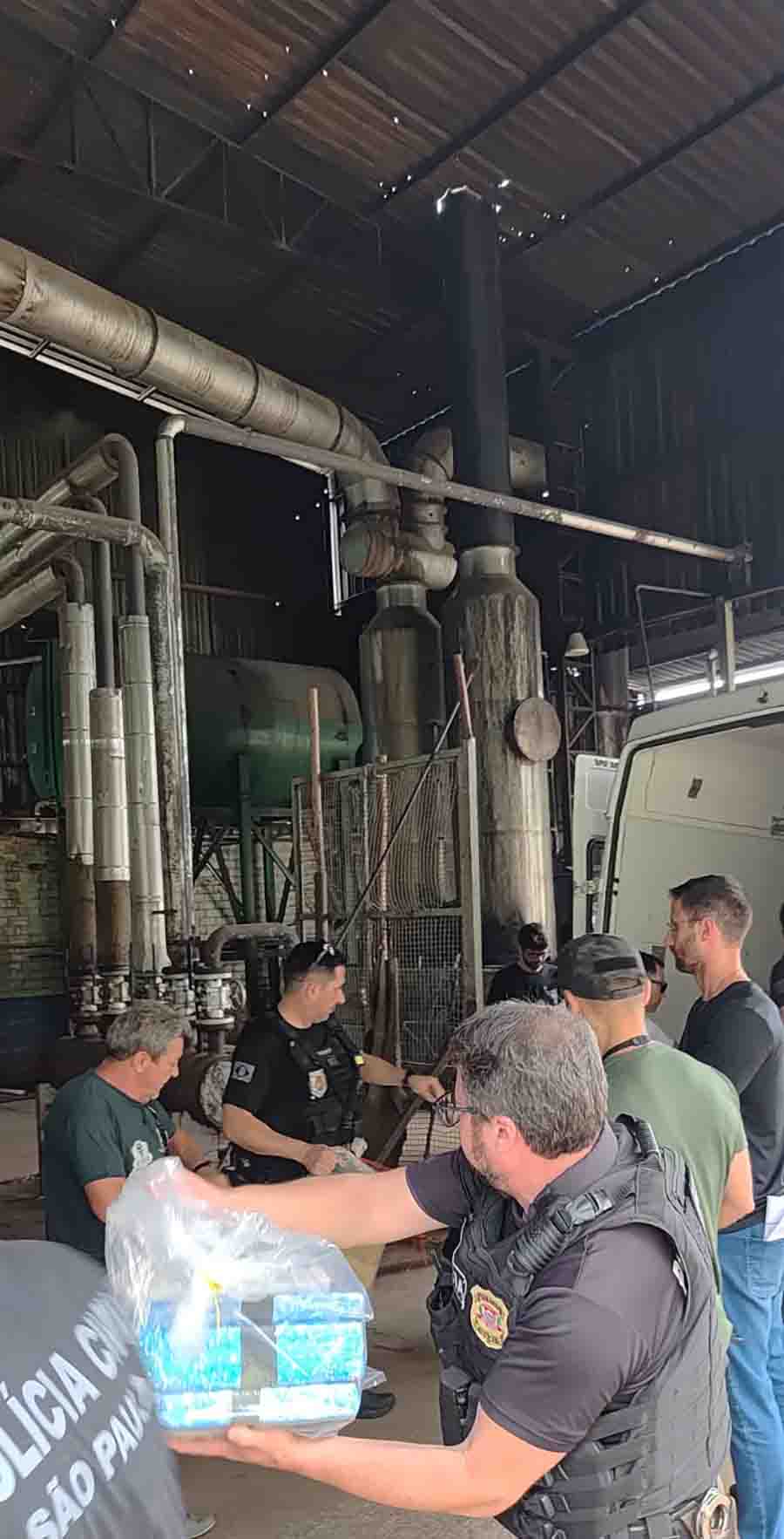 Mais de 1,3 tonelada de drogas apreendidas na região, vira fumaça em forno industrial em Avaré - sudoestepaulista
