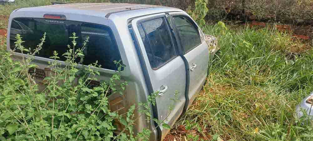 Polícia prende mulher e homem durante operação contra desmanche ilegal em Taquarituba - sudoestepaulista Polícia prende mulher e homem durante operação contra desmanche ilegal em Taquarituba - sudoestepaulista