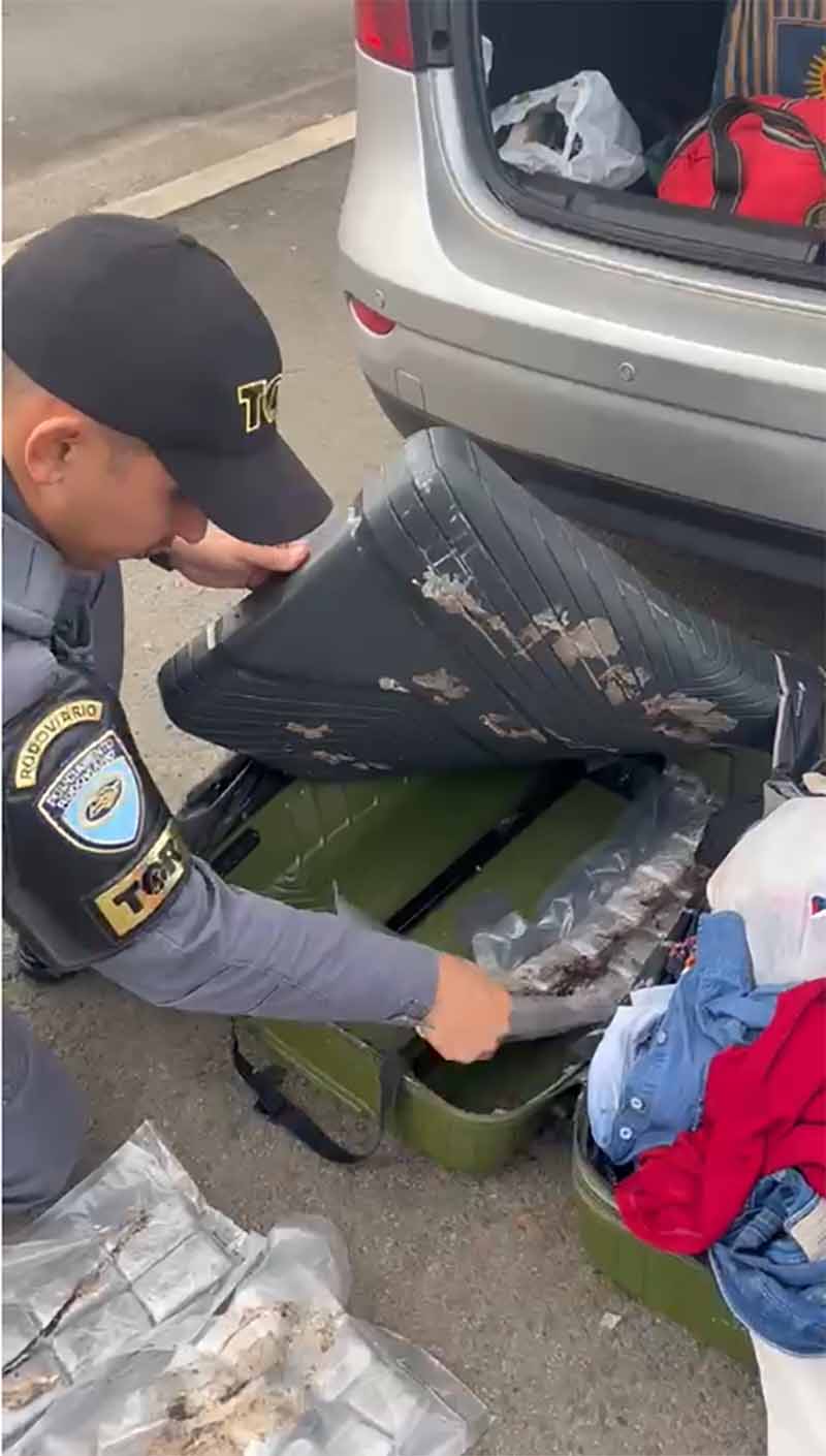 Polícia Rodoviária flagra na SP-280 durante a semana: tráfico de drogas, trator furtado e contrabando - sudoestepaulista