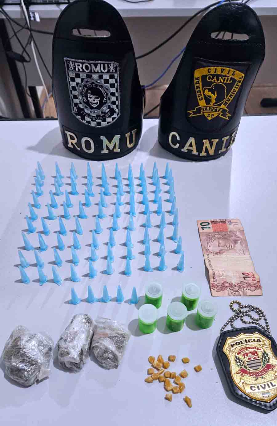 Polícia Civil realiza duas incursões em bairro de Itapeva dominado pelo tráfico de drogas e prende dois criminosos - sudoestepaulista Polícia Civil realiza duas incursões em bairro de Itapeva dominado pelo tráfico de drogas e prende dois criminosos - sudoestepaulista